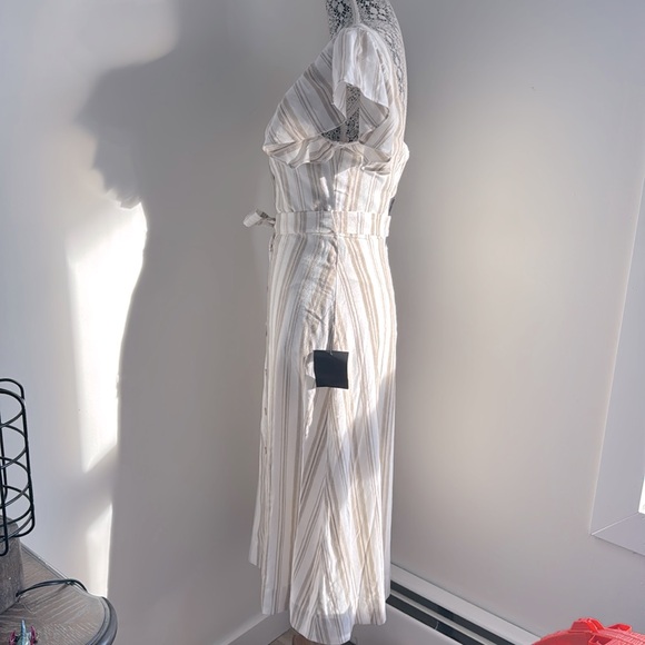 BNWT Lulus Mediterranean Moves White Striped Flutter Sleeve Midi Dress - Picture 7 of 14